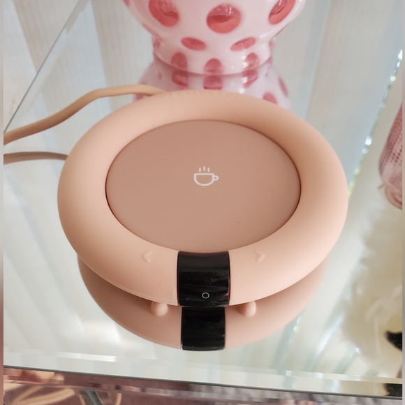 LIKE NEW Electric Beverage Cup Warmer - Picture 4 of 8